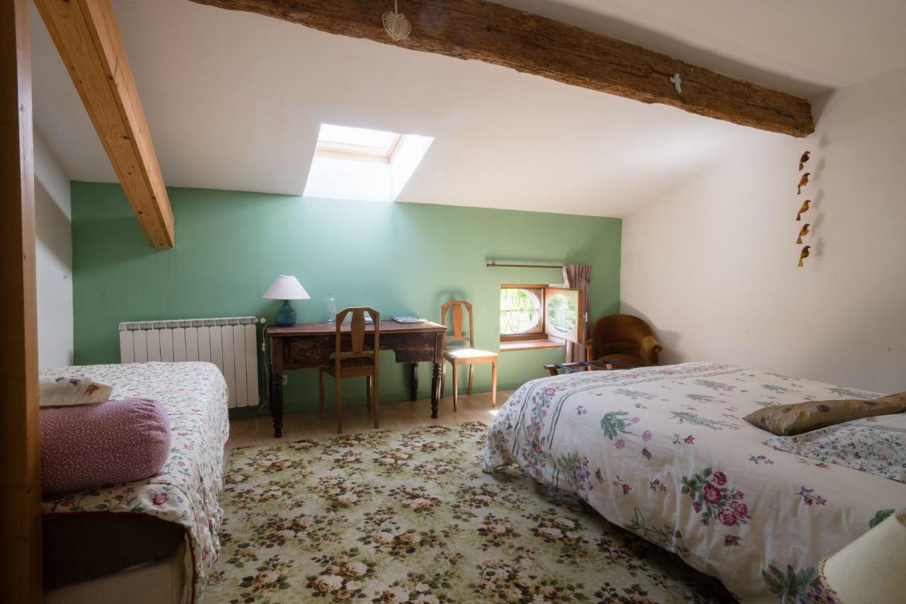 "Il Etait Une Soie..." Hotel Saint-Vincent-de-Barres Zewnętrze zdjęcie