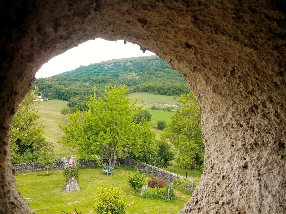 "Il Etait Une Soie..." Hotel Saint-Vincent-de-Barres Zewnętrze zdjęcie